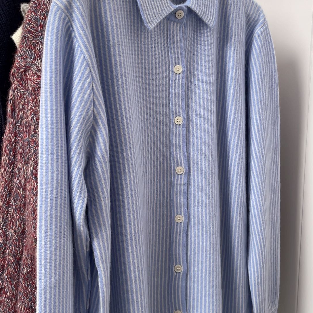 蓝条纹 衬衣款 羊绒衫