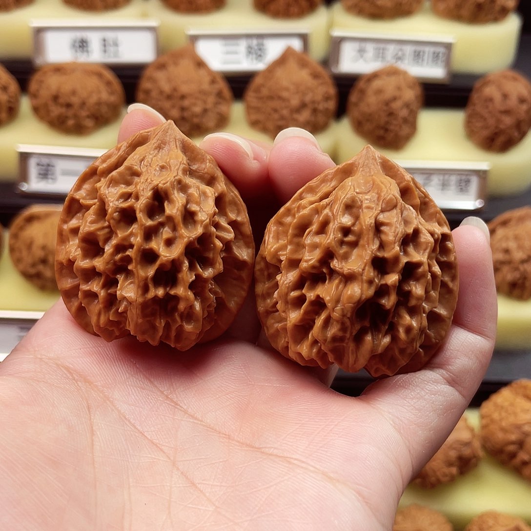 文玩核桃把件火焰39全品1242