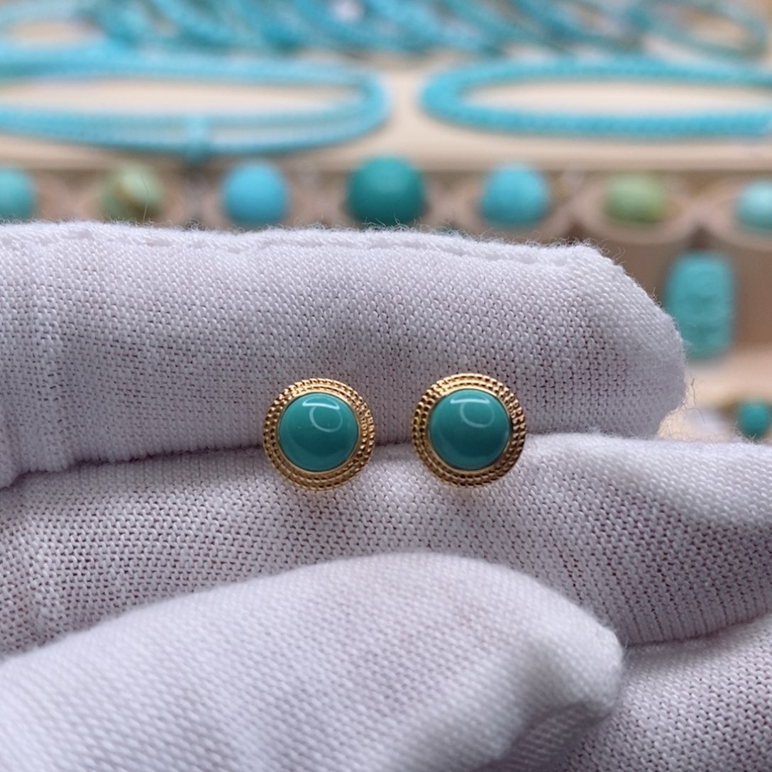 未镶嵌绿松石珠宝奇石