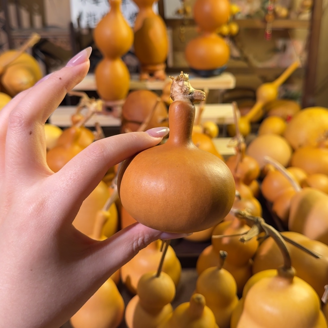 @***齐天然老皮葫芦手把摆件