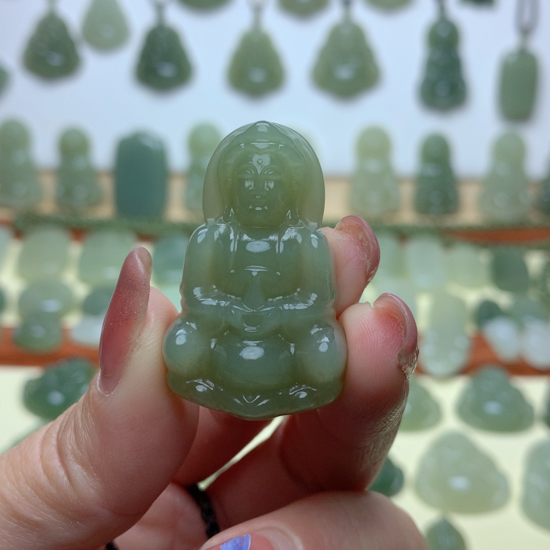 和田玉吊坠未镶嵌