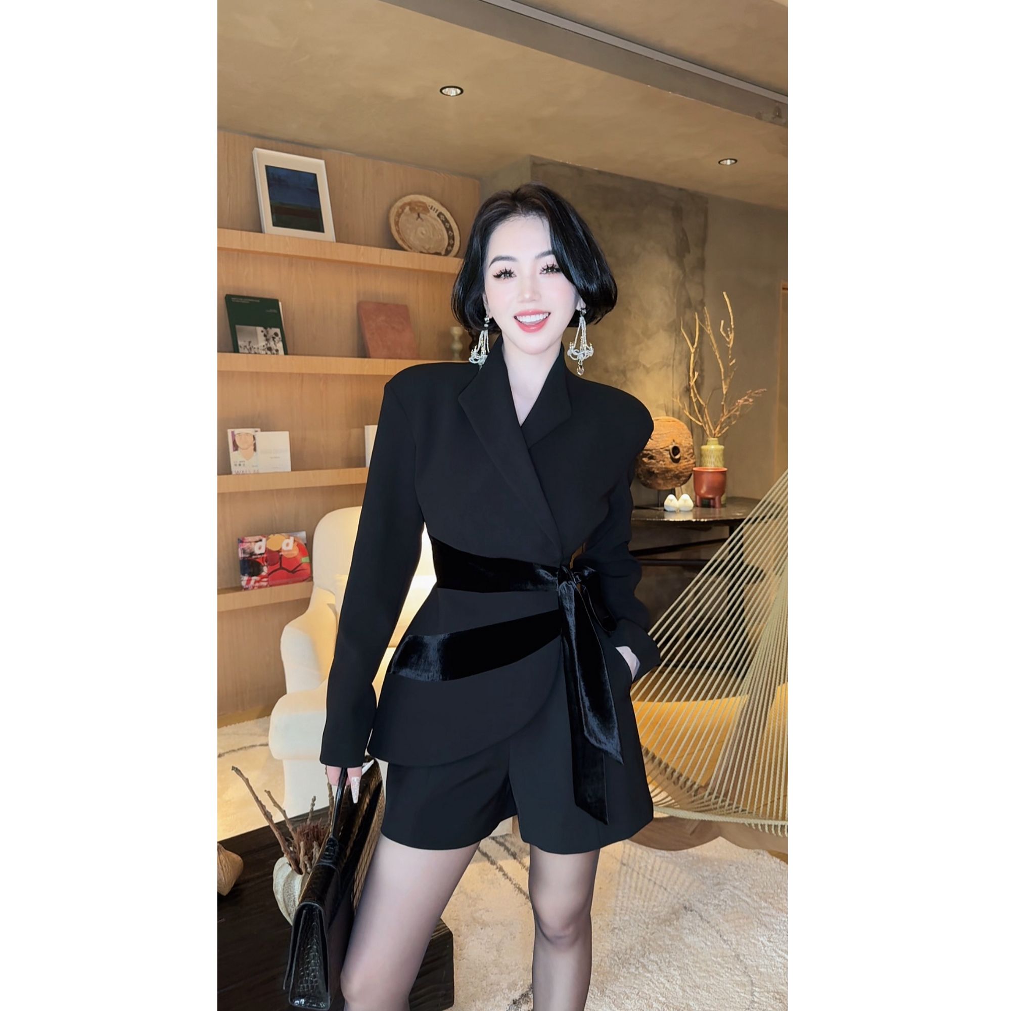 LYXJ【约瑟芬时代】腰带短外套2025秋季新款拼接丝绒腰带外套