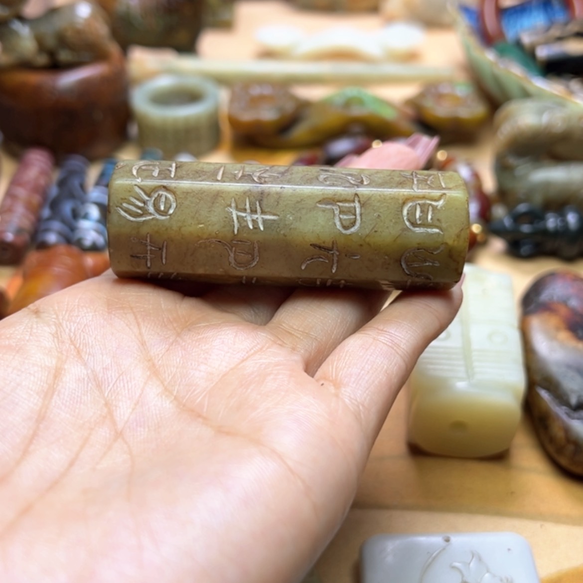 【闪购商品】蛇纹石玉颈饰未镶嵌