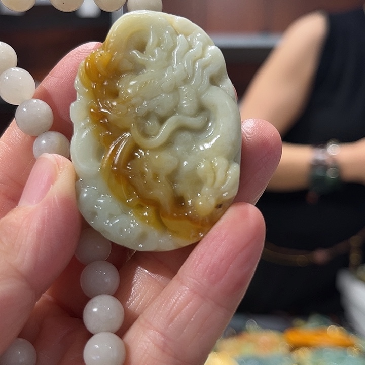 岫玉未镶嵌毛衣链