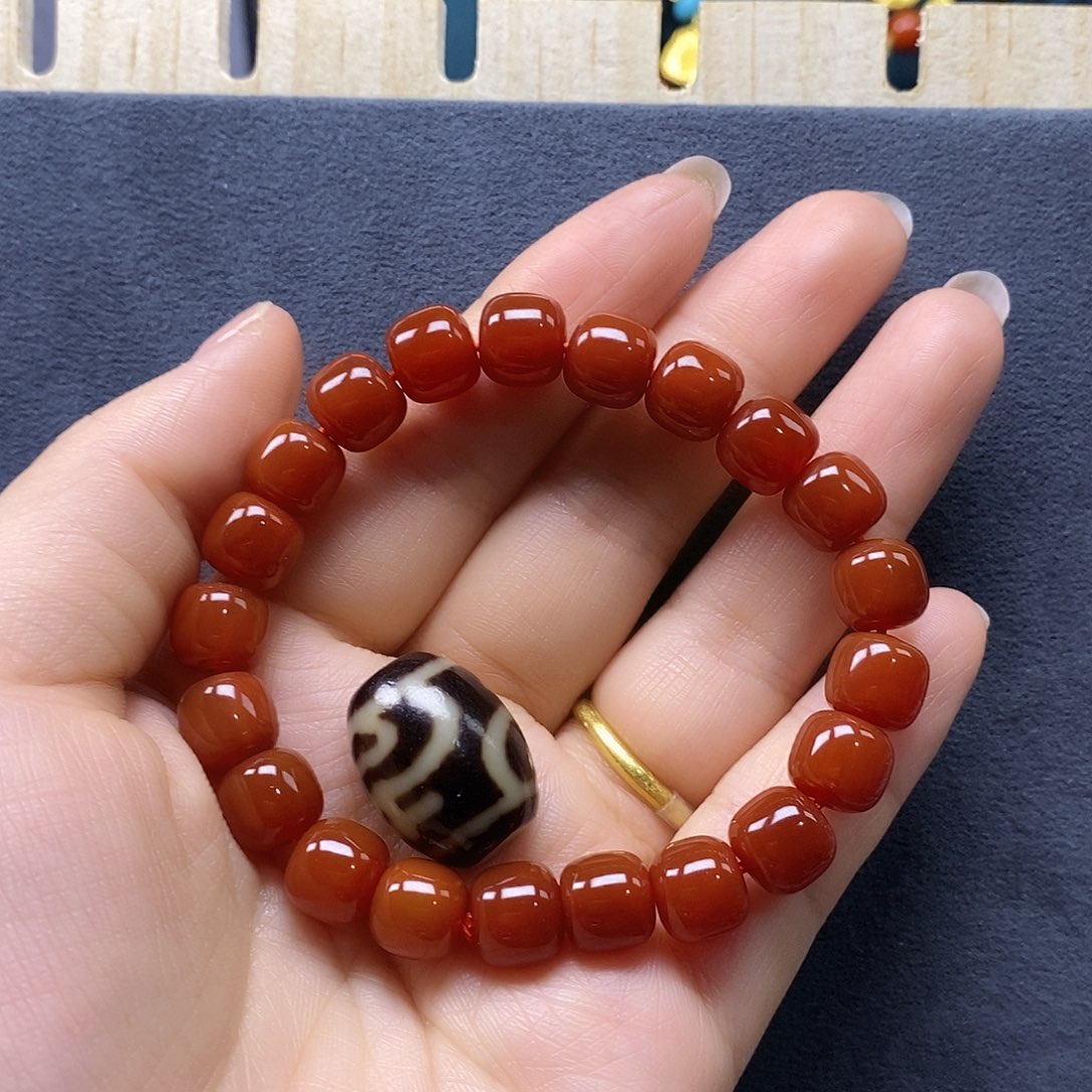 安***素玛瑙/玉髓未镶嵌颈饰