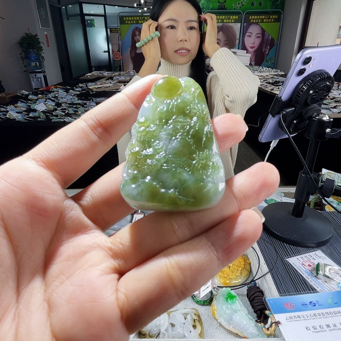 颈饰未镶嵌翡翠一