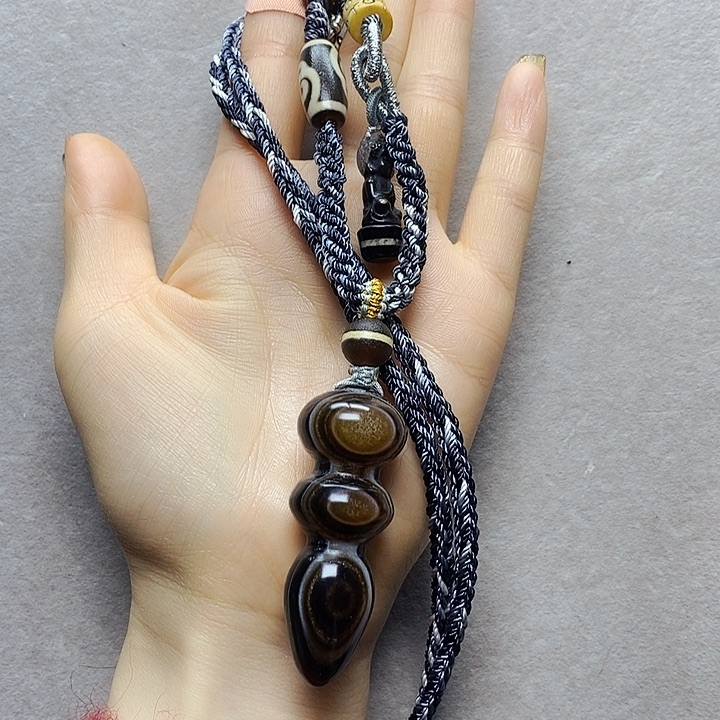 未镶嵌颈饰玛瑙/玉髓