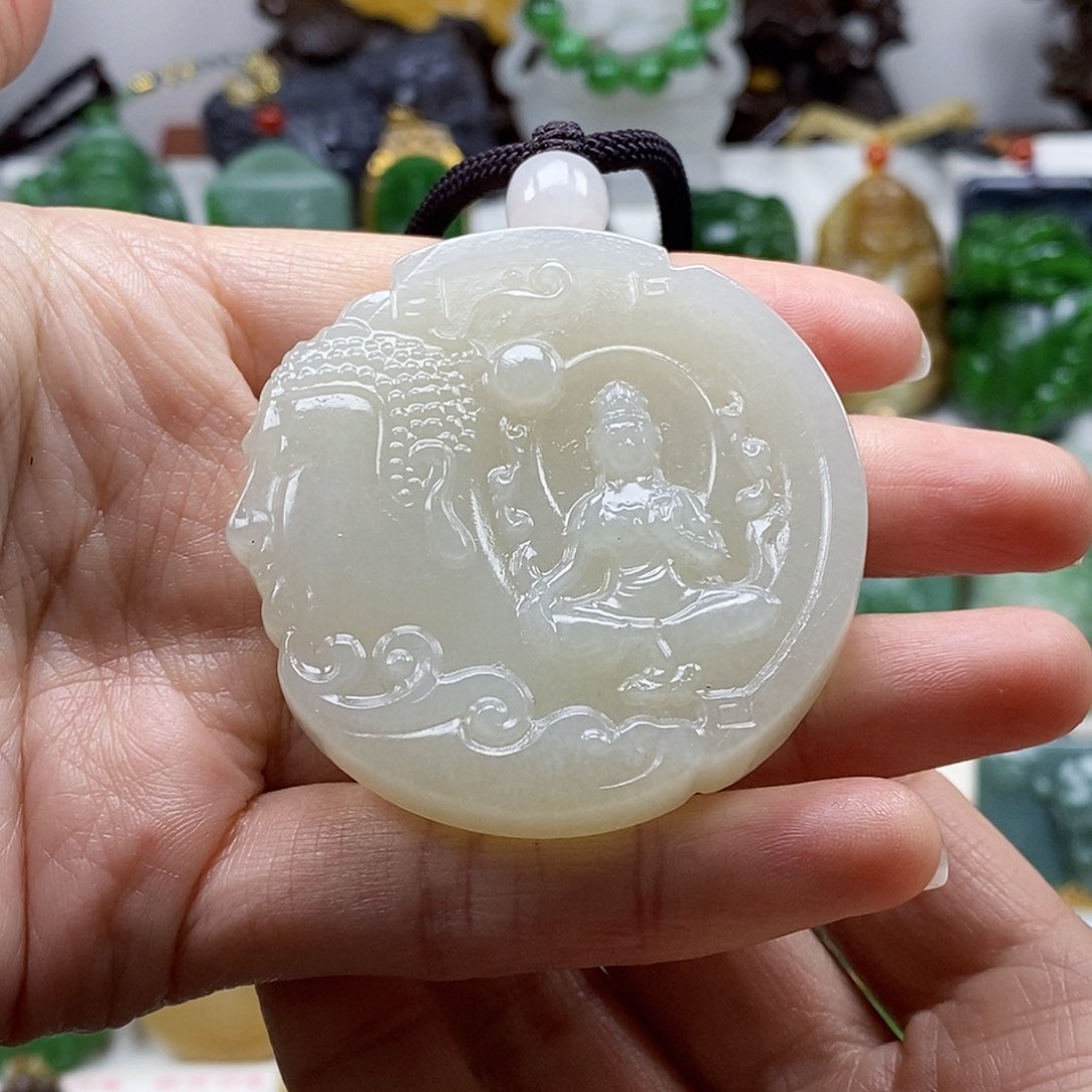 和田玉颈饰未镶嵌