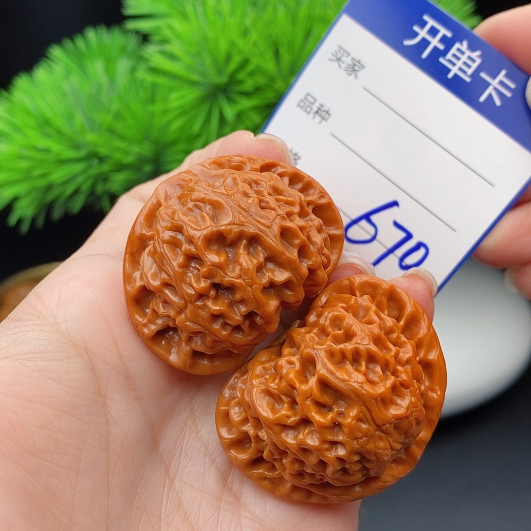 文玩核桃把件41宫灯670