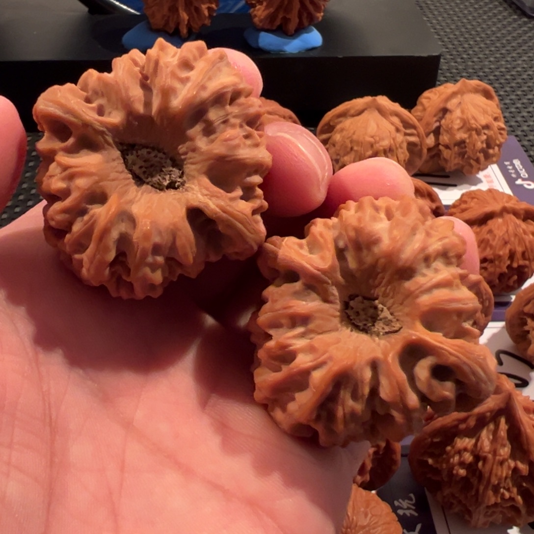 三***沾文玩核桃把件龙门涧43.5