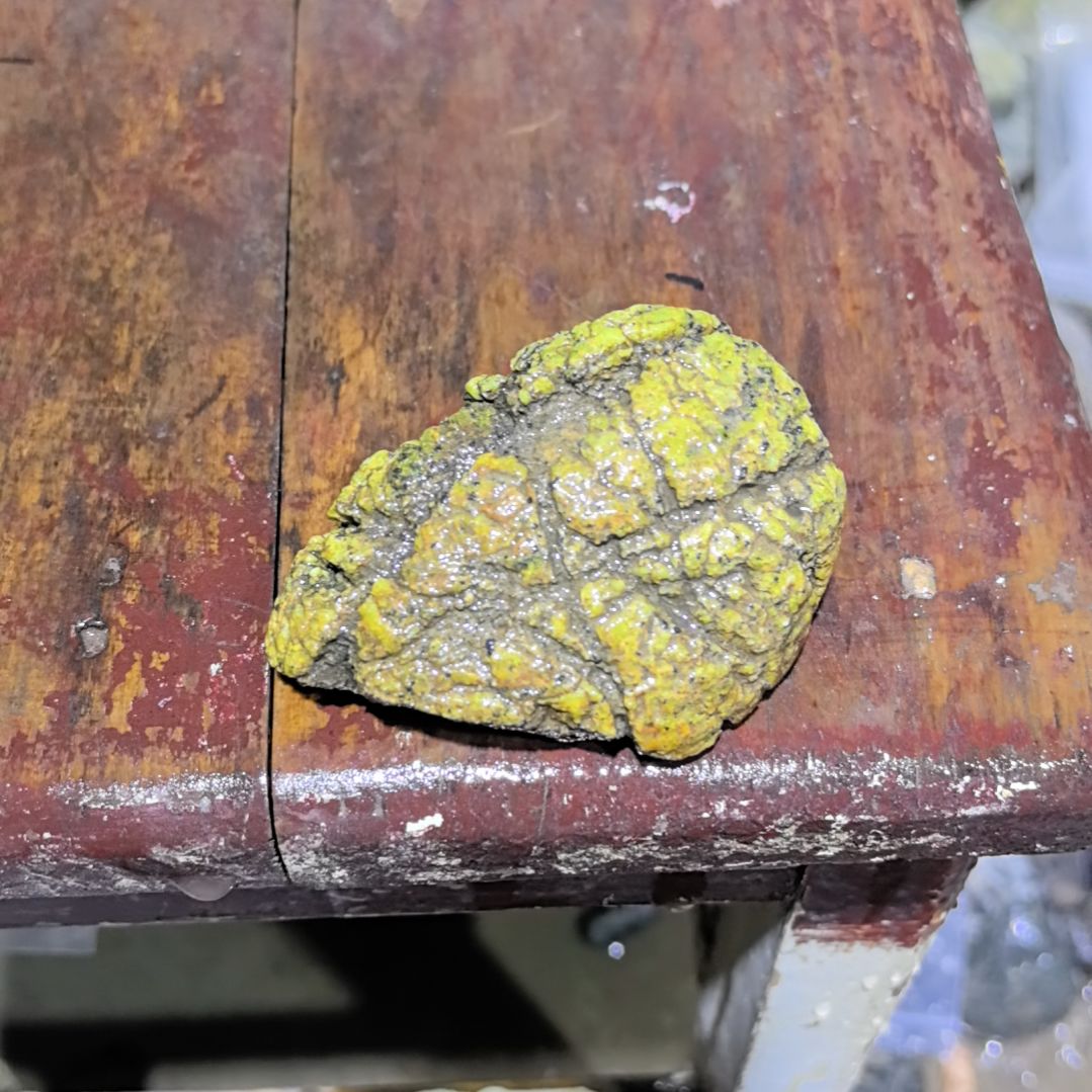 渣***酒藏玉药王石原石一个摆件一个