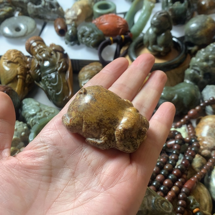 岫岩河磨玉（透闪石质玉）手链未镶嵌用****5