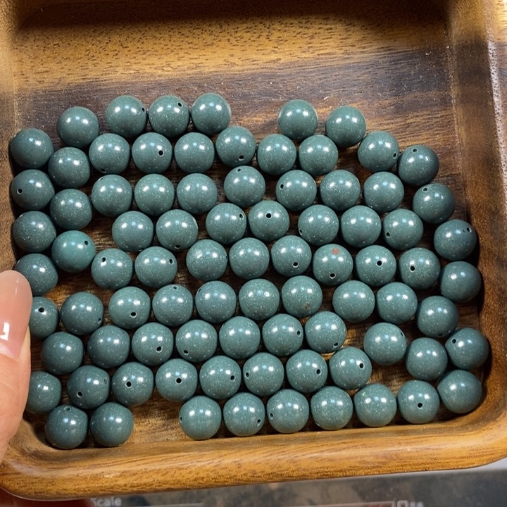 泥塑芳华•碧苍1.2瑕疵珠香包约90克