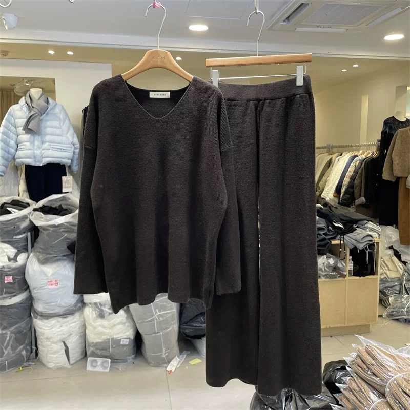 冬季新款加绒韩版时尚显瘦气质高级百搭宽松V领针织阔腿裤套装