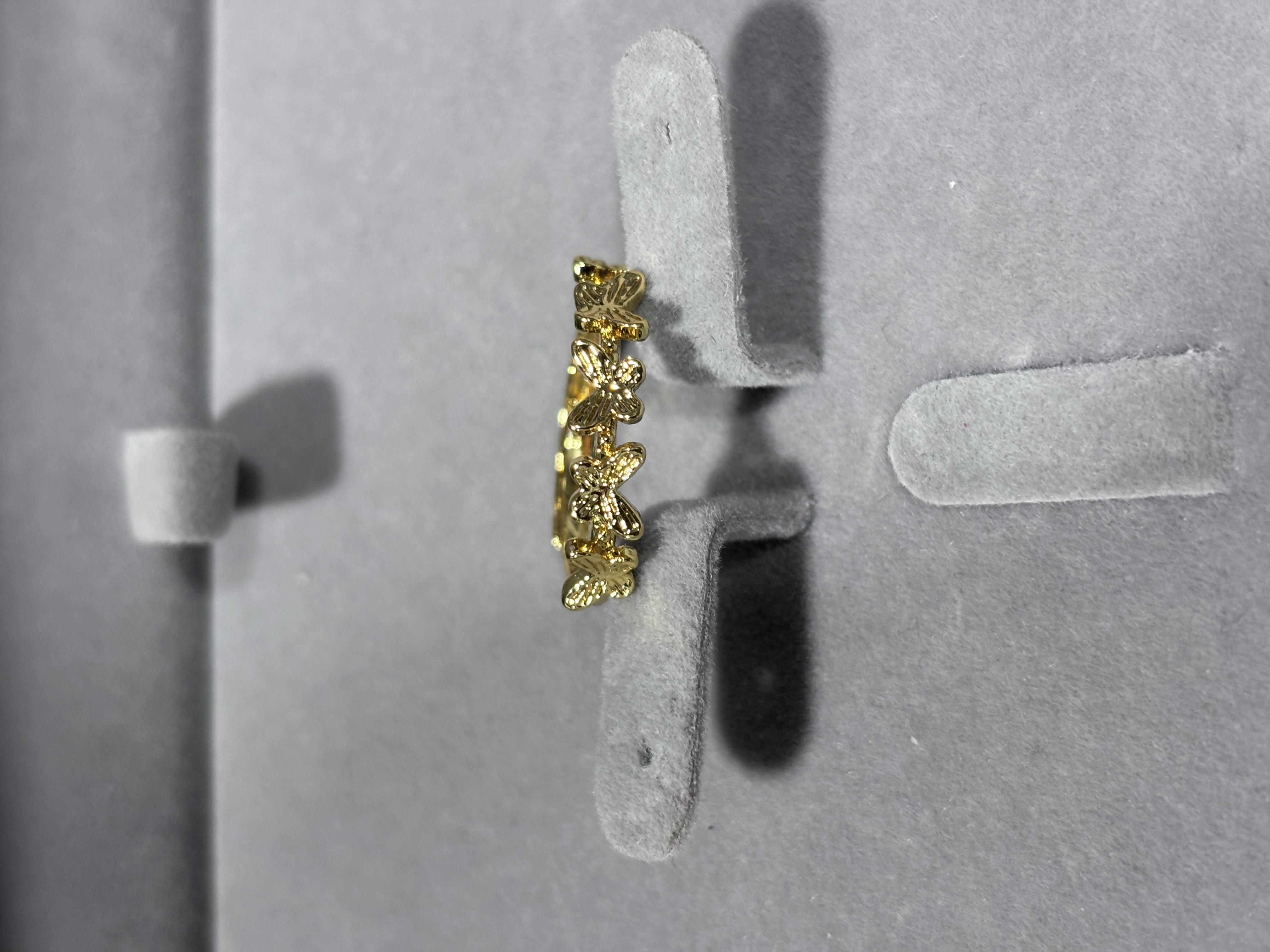 A662金色精工蝴蝶戒指