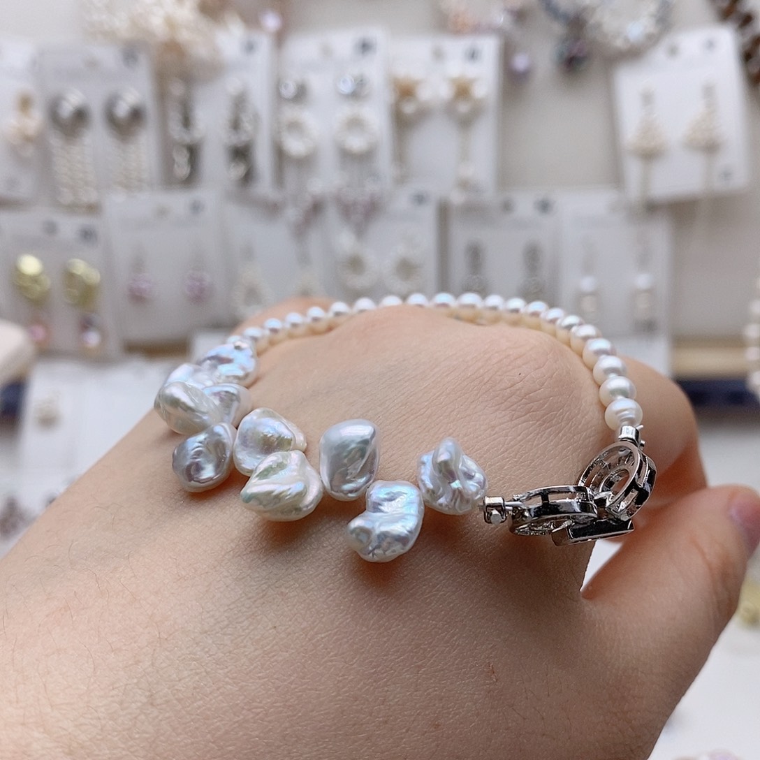 淡水珍珠耳饰未镶嵌