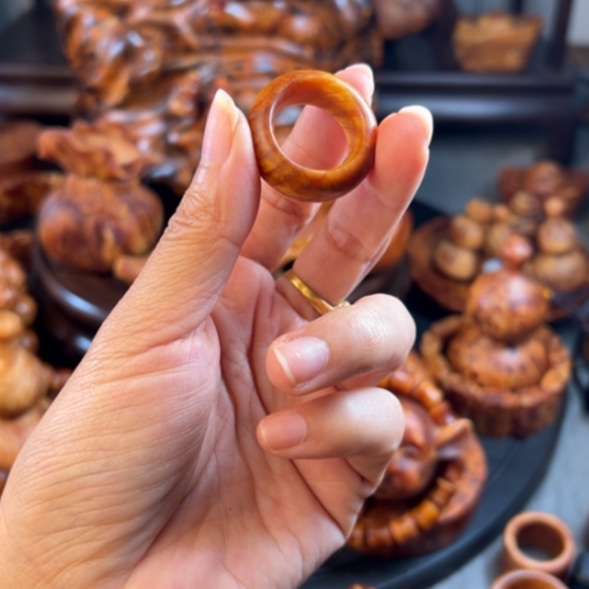 【闪购商品】松木（琥珀木）把件