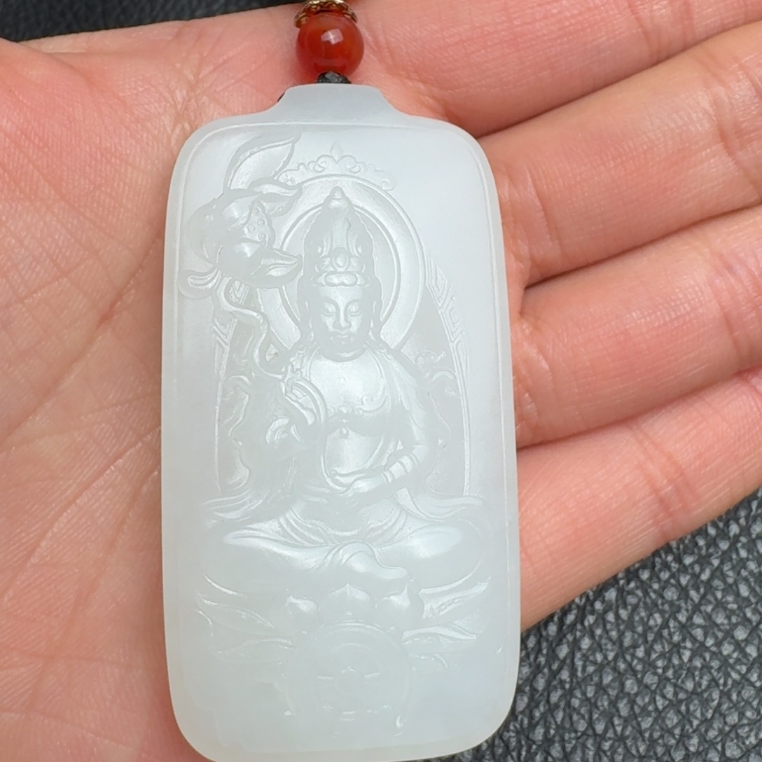 和田玉颈饰未镶嵌常****装