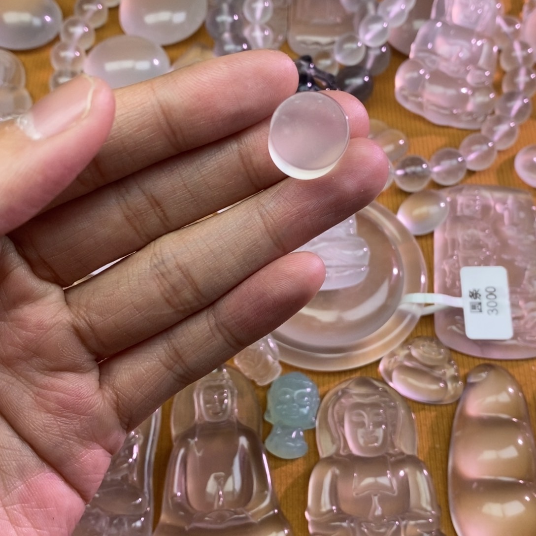 魚***石英质玉未镶嵌珠宝半成品
