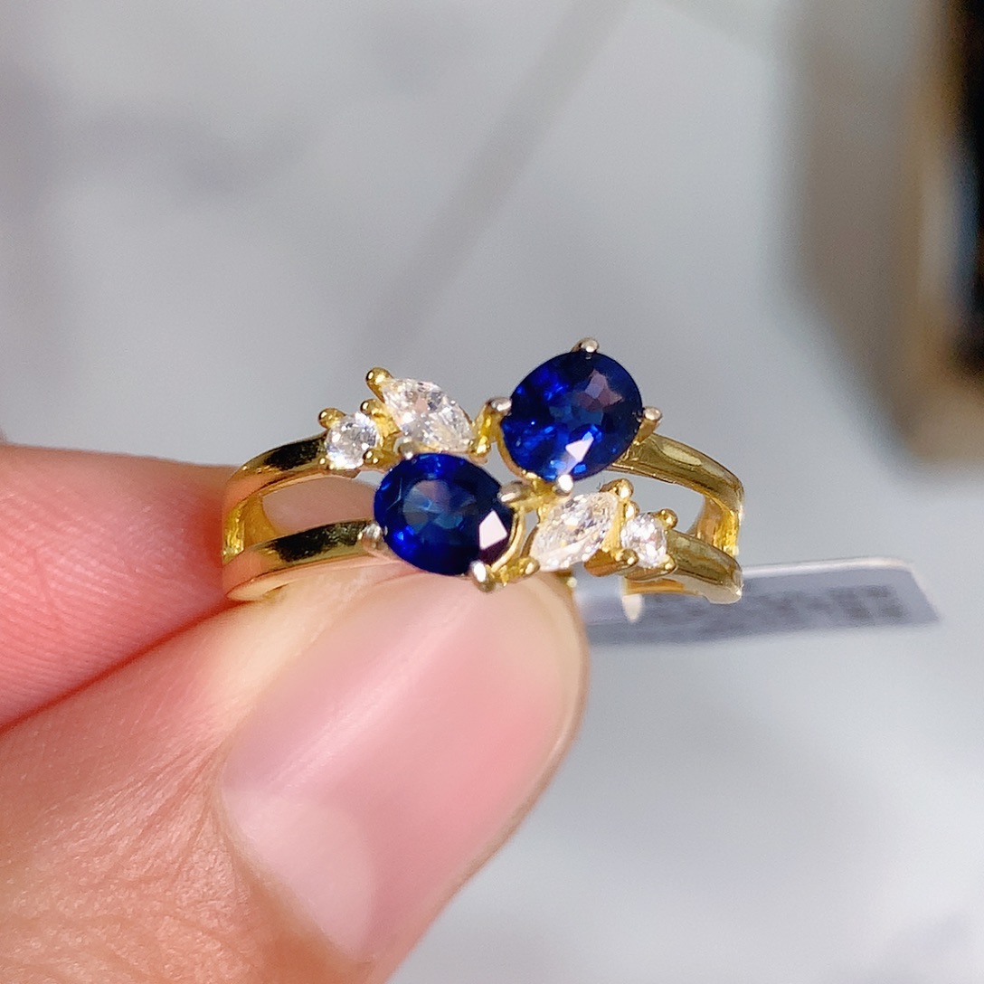 银S925镶嵌戒指蓝宝石