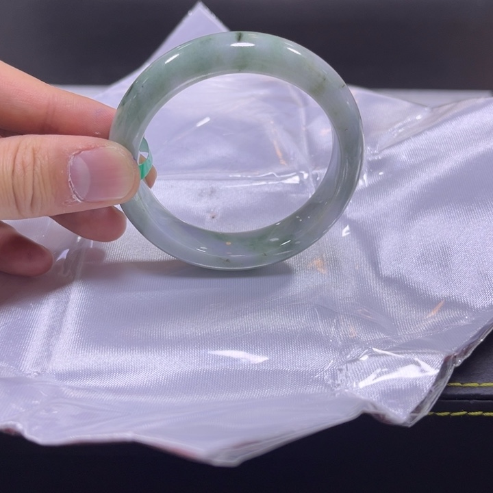 翡翠手镯未镶嵌天然翡翠a货多样性发货