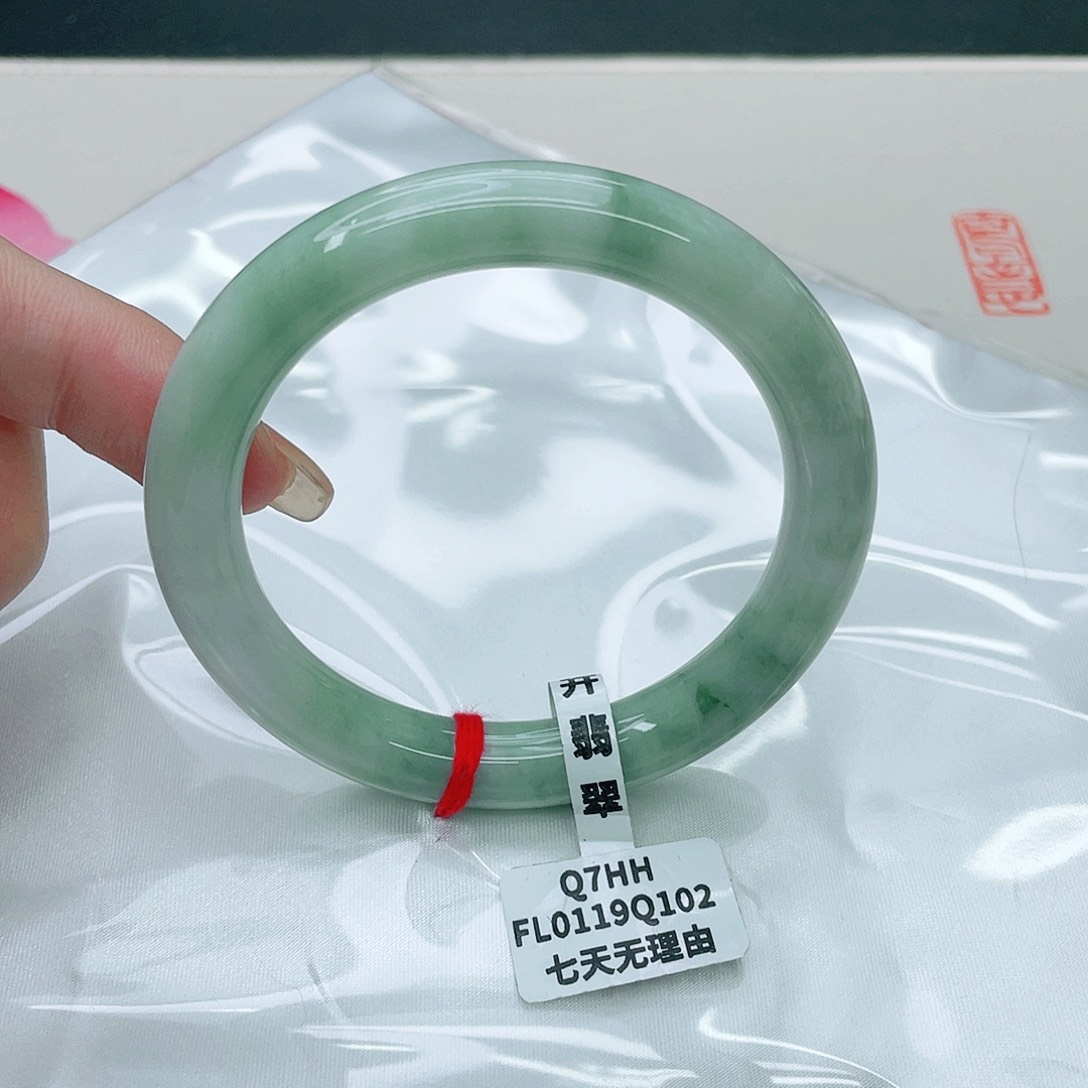 翡翠手镯未镶嵌正55,7