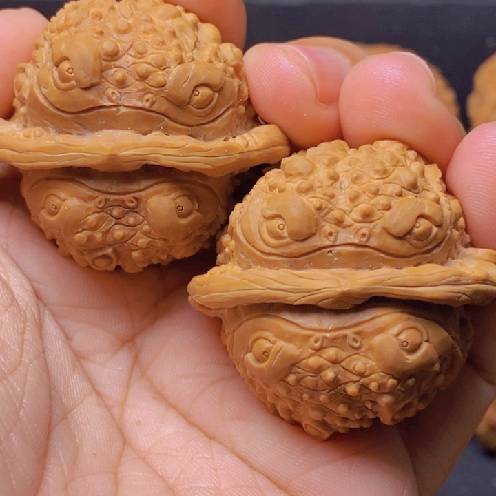 文玩核桃把件金蟾