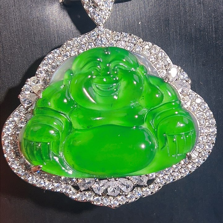 翡翠颈饰未镶嵌4，