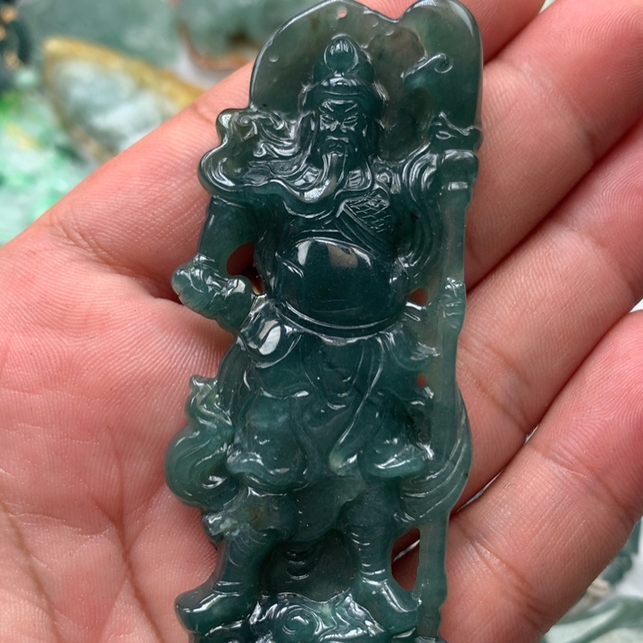 翡翠颈饰未镶嵌保真天然a货翡翠