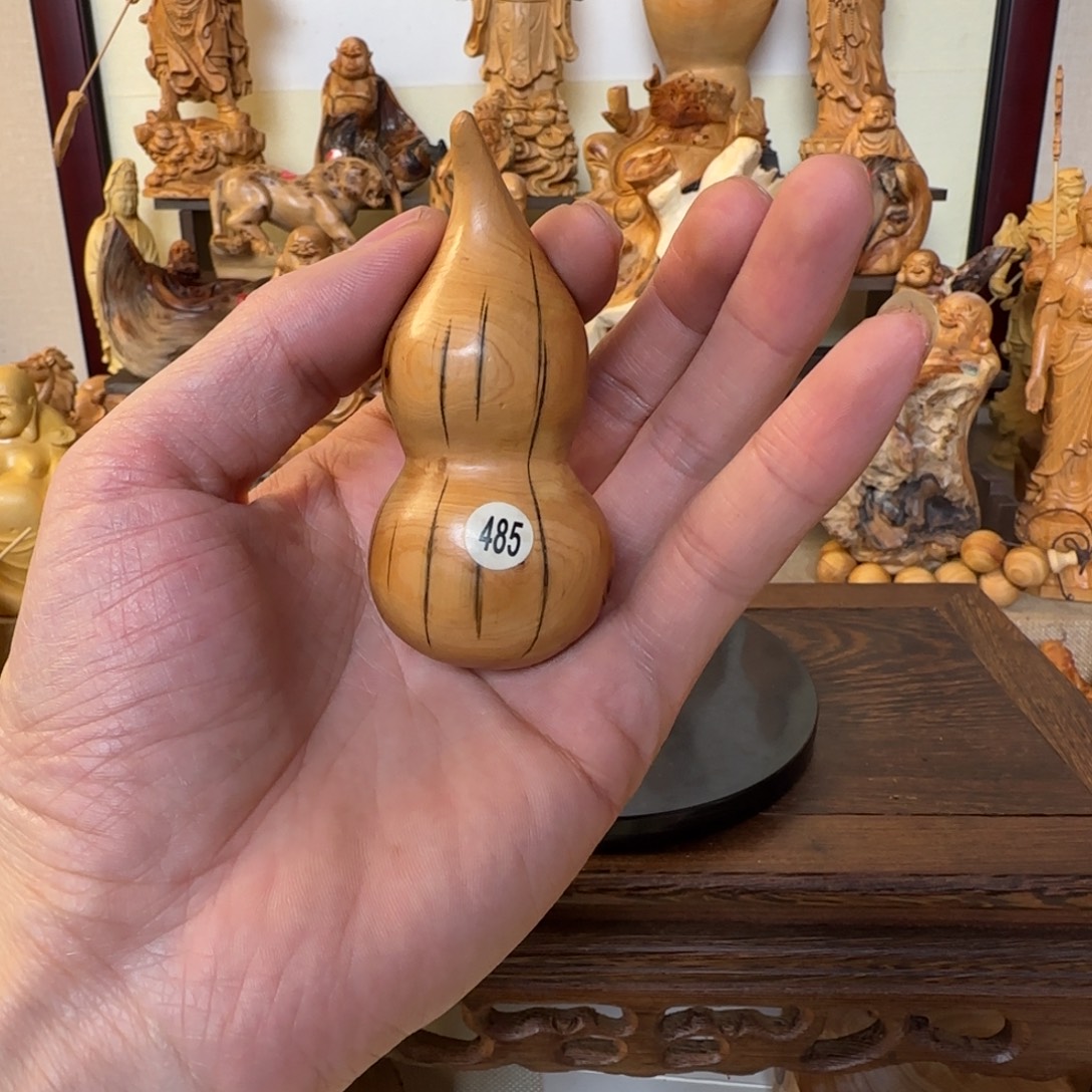 崖柏小木匠艺雕一物一拍