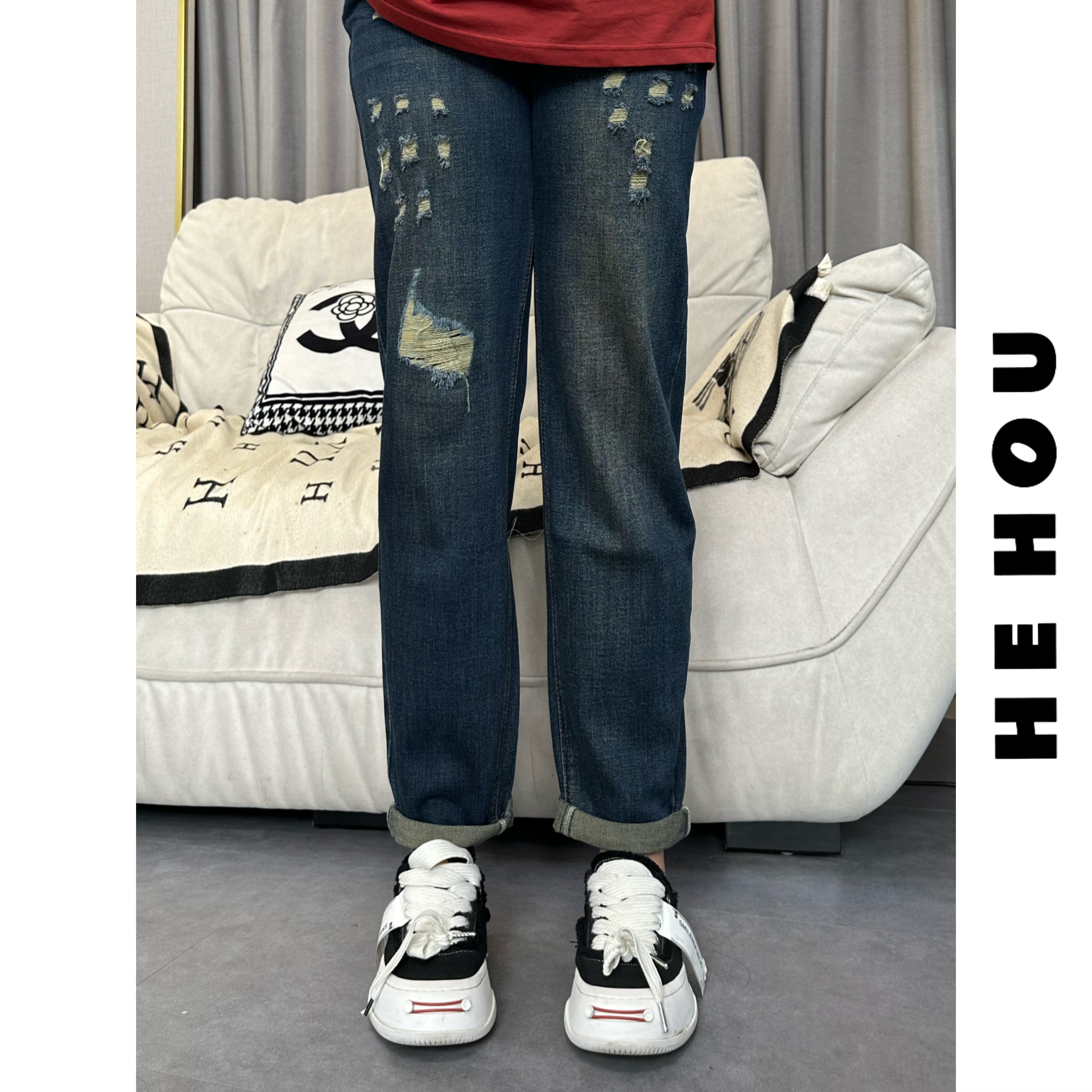 508790 和后大码 显瘦高腰时尚休闲宽松破洞百搭复古牛仔裤