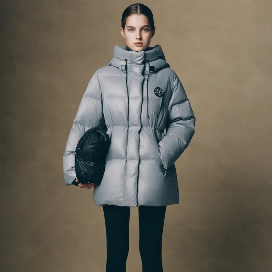 Teenie Weenie小熊字母连帽羽绒服女25年冬季新款TTJD254VW3A