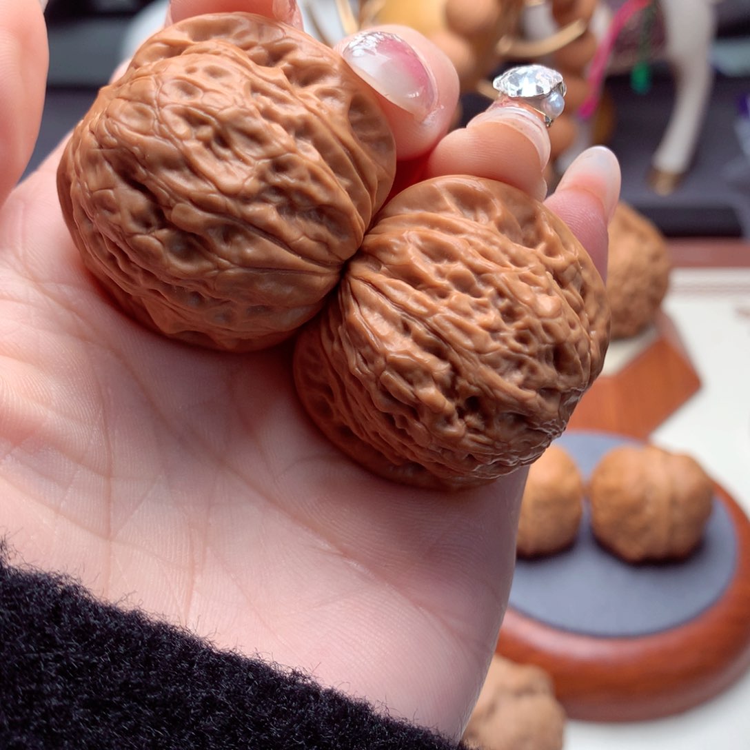 文玩核桃吊坠不****团铁锤。 6号