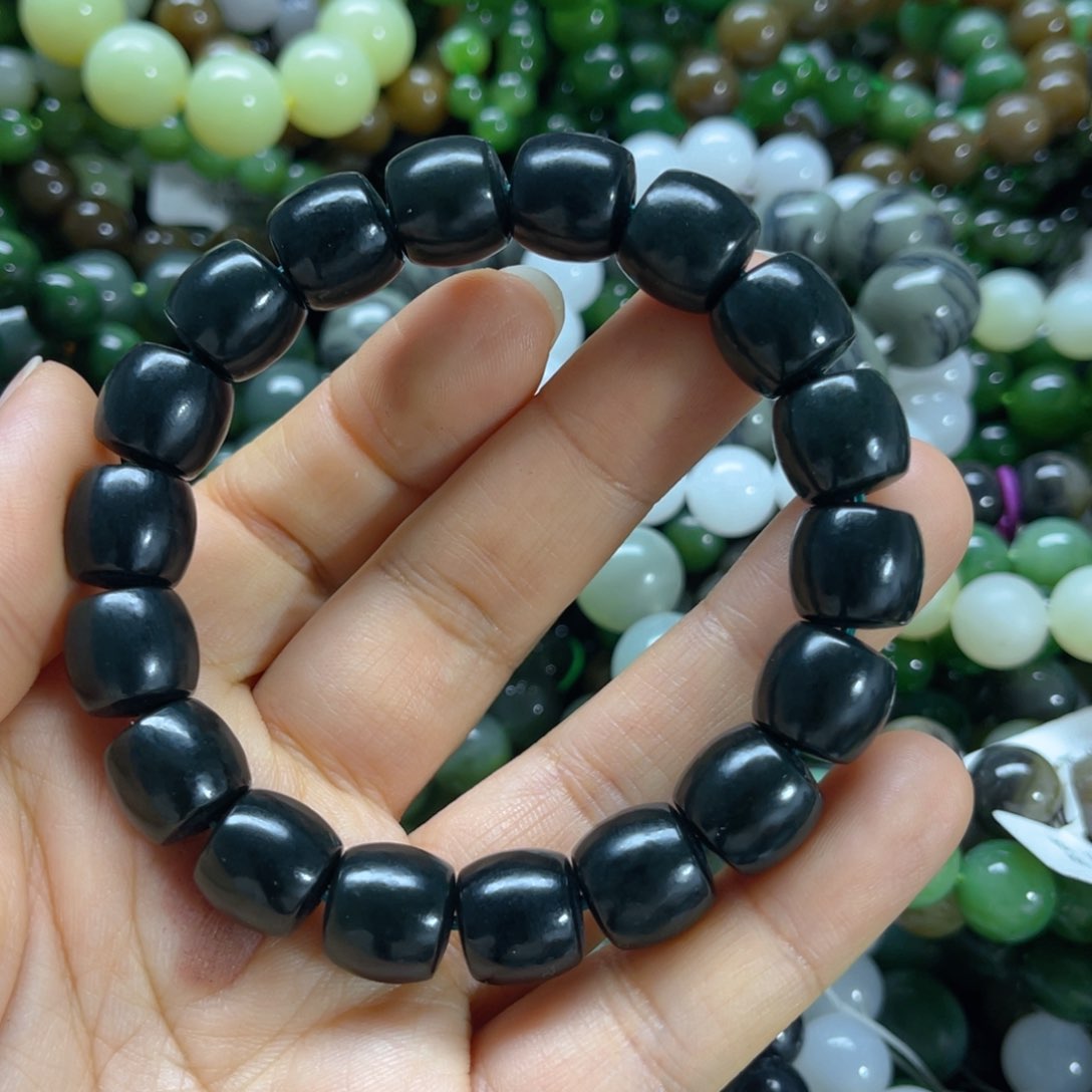 未镶嵌手链和田玉