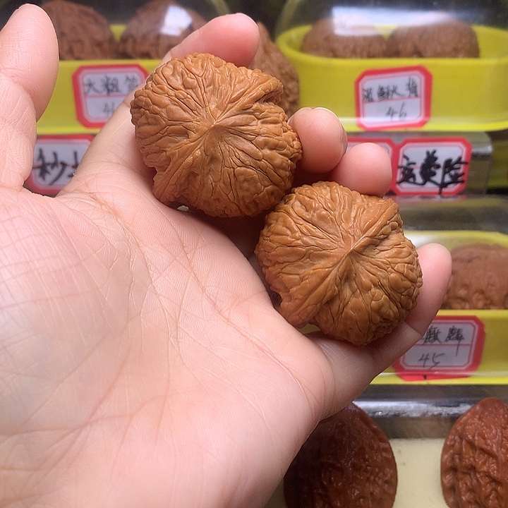 吊坠文玩核桃泥鳅背