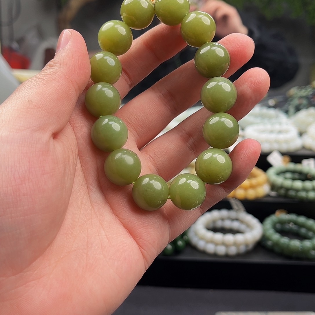 和田玉手串未镶嵌