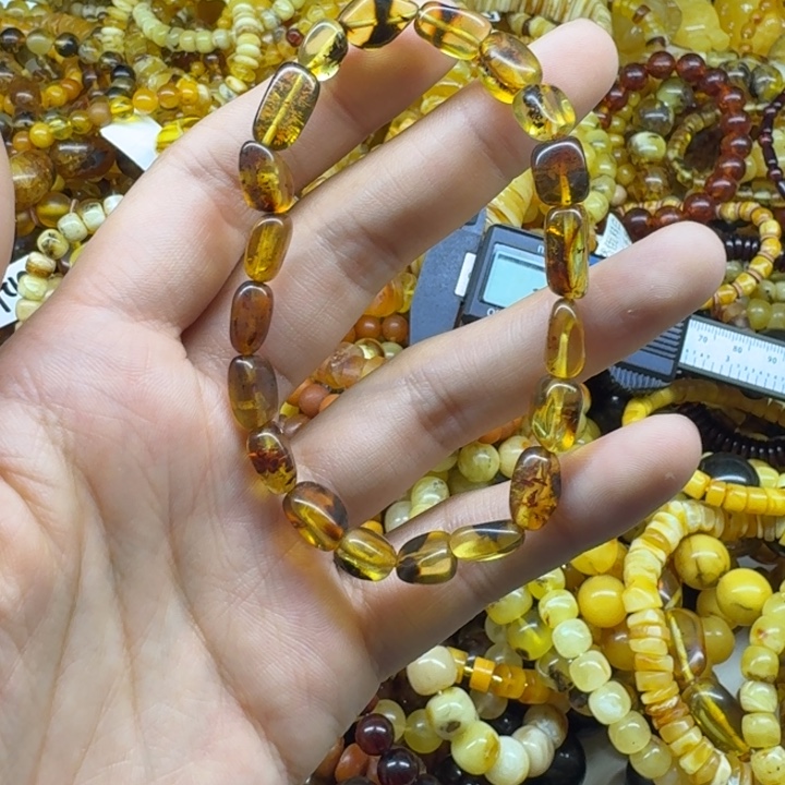 琥珀未镶嵌珠宝奇石