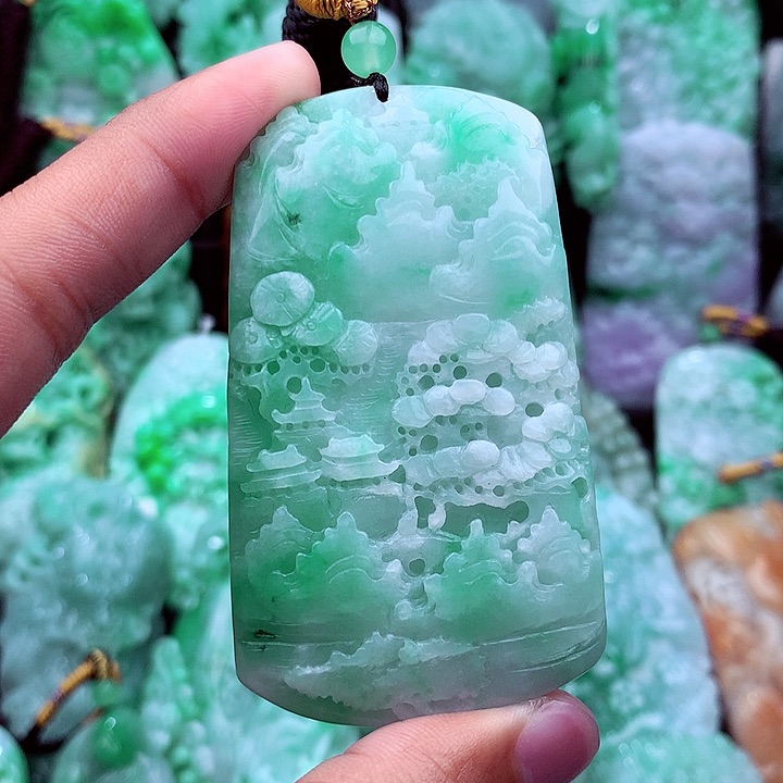 翡翠未镶嵌吊坠(不含链)