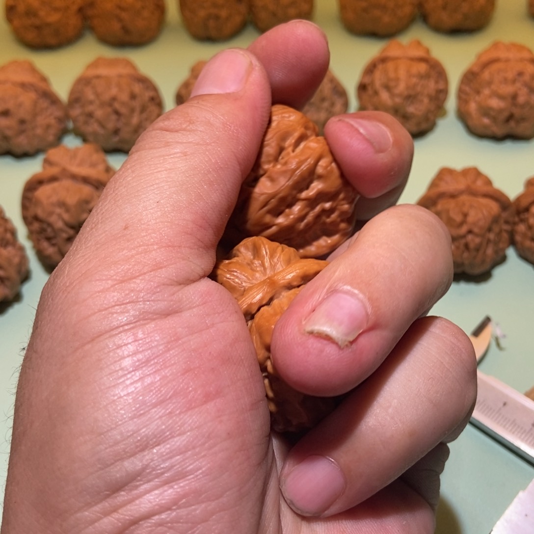 文玩核桃吊坠琪*蛤蟆头38一对