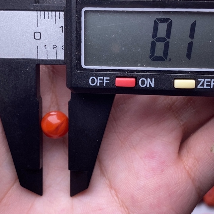 南红玛瑙配饰未镶嵌小矿点