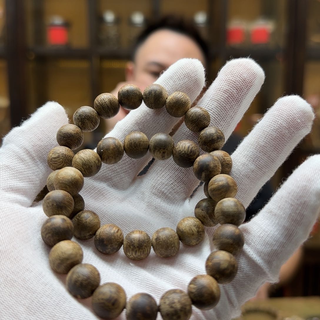 沉香手串国香棋楠老白棋念珠1.08mm8.6g多样性发一串
