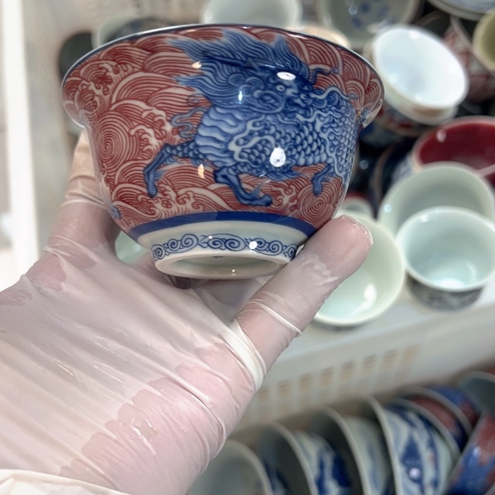 瓷片白青花釉里红麒麟踏浪压手杯全品