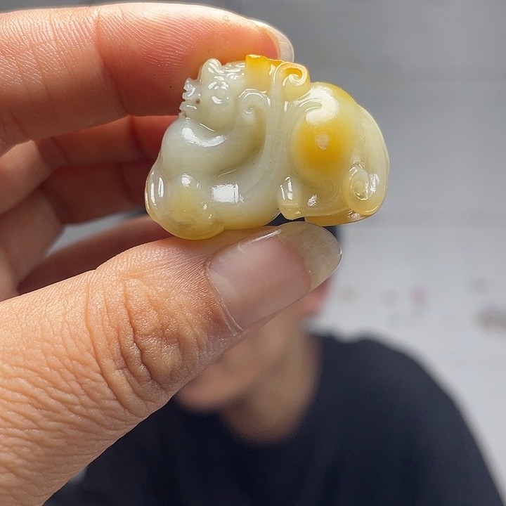 未镶嵌和田玉挂件