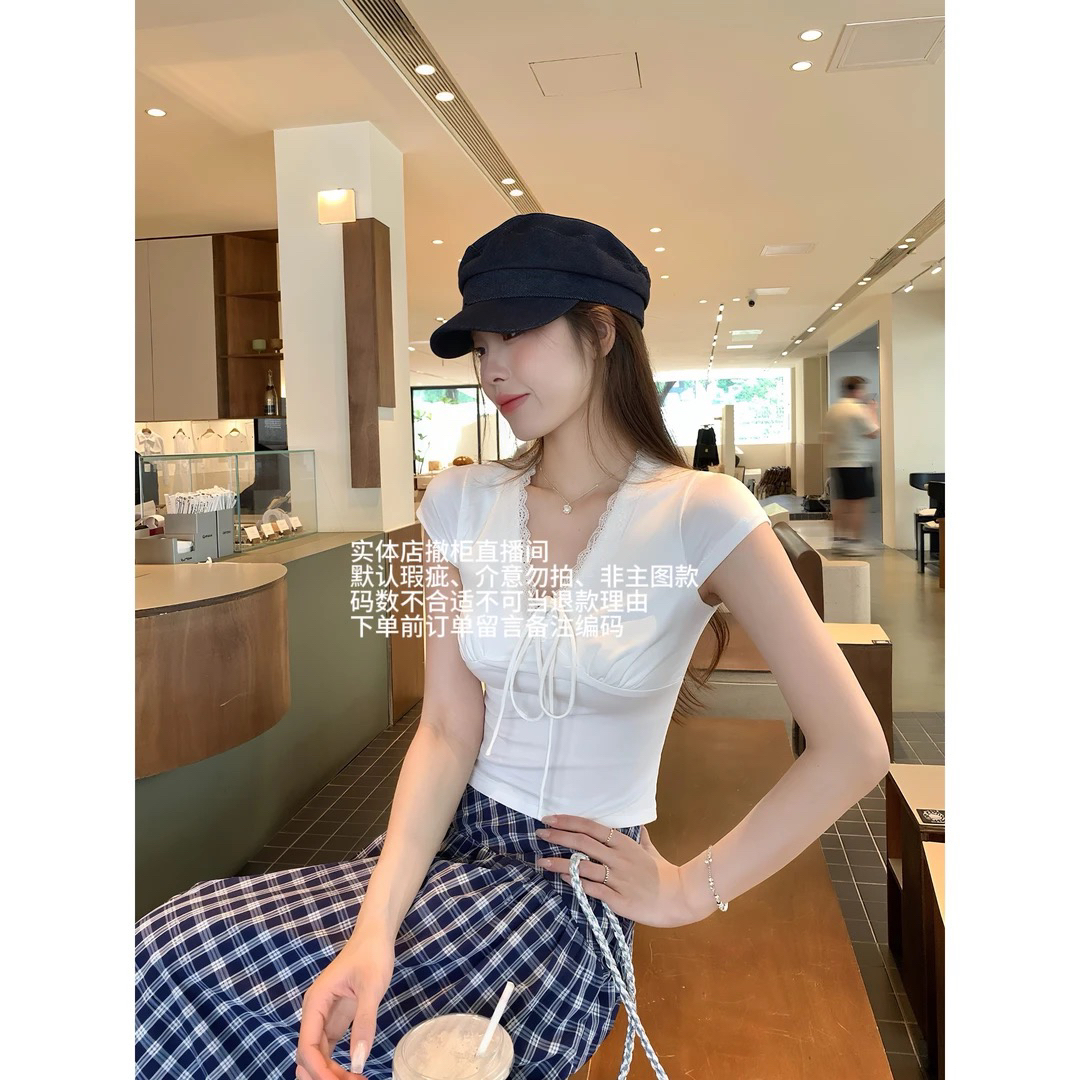 【撤柜清仓1】默认瑕疵 欲风蕾丝拼接短款短袖V领T恤收腰时尚