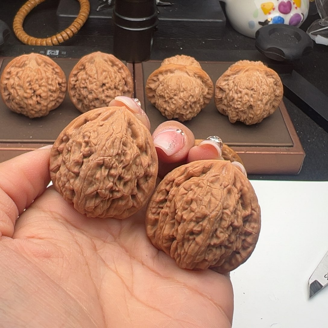 文玩核桃把件虎头王37