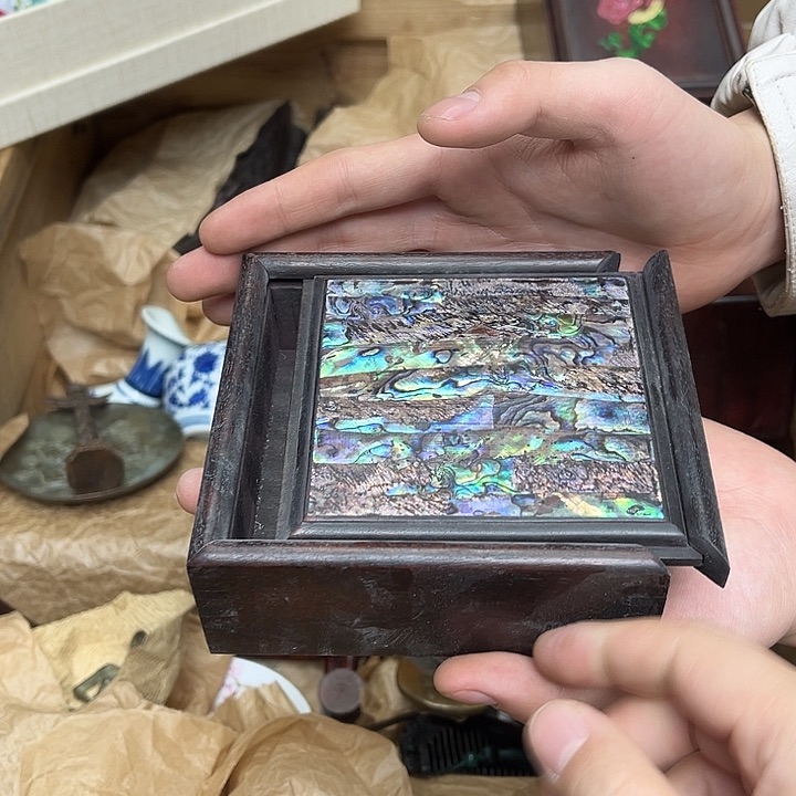 大叶紫檀（黑酸枝木类）