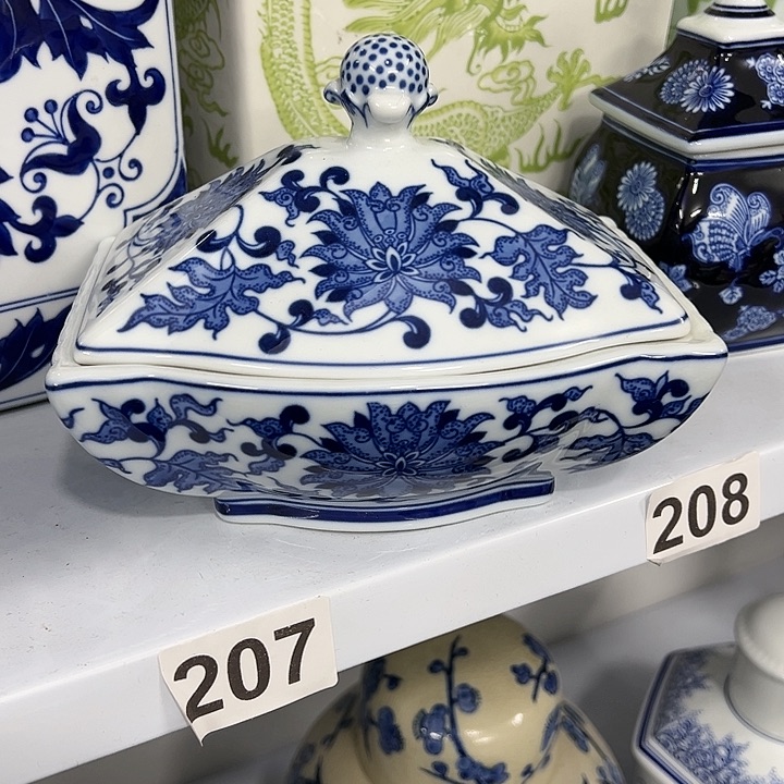 摆件青花瓷居家摆件，收纳盒，干果盒，首饰盒