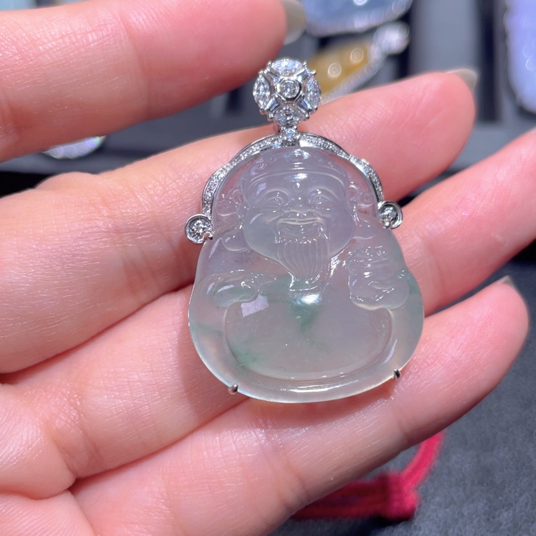 颈饰18K金镶嵌翡翠翡翠