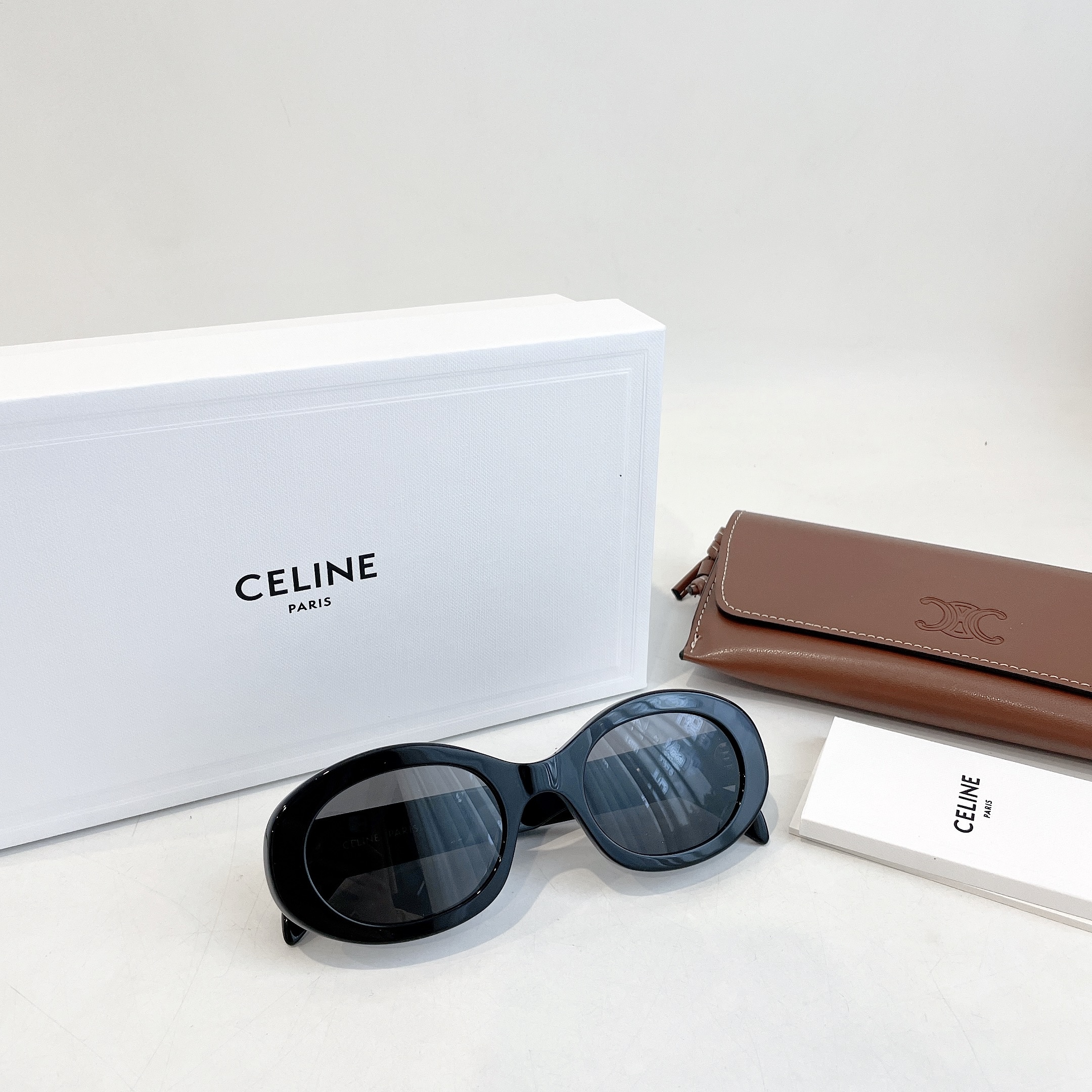 全新未使用 Celine/思琳  椭圆黑框墨镜