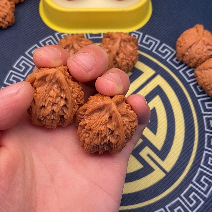 迷***己文玩核桃吊坠        